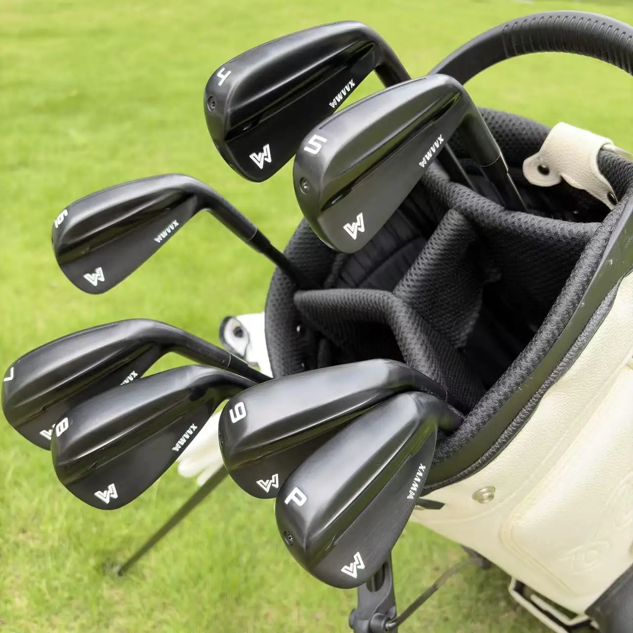 WVVX Forged Black Golf Iron Set 4‑P 7 Pieces Men Right Hand S300 R300 Steel SR Carbon Shaft Complete Golf Iron Club Set