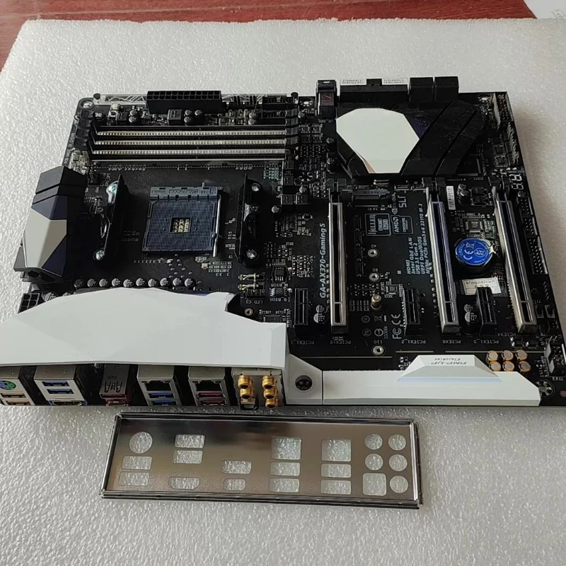 Used GA-AX370-Gaming 5 ATX Motherboard AM4 Socket M.2 HDMI Port Support AMD Ryzen DDR4 RAM Gaming Mainboard for GIGABYTE