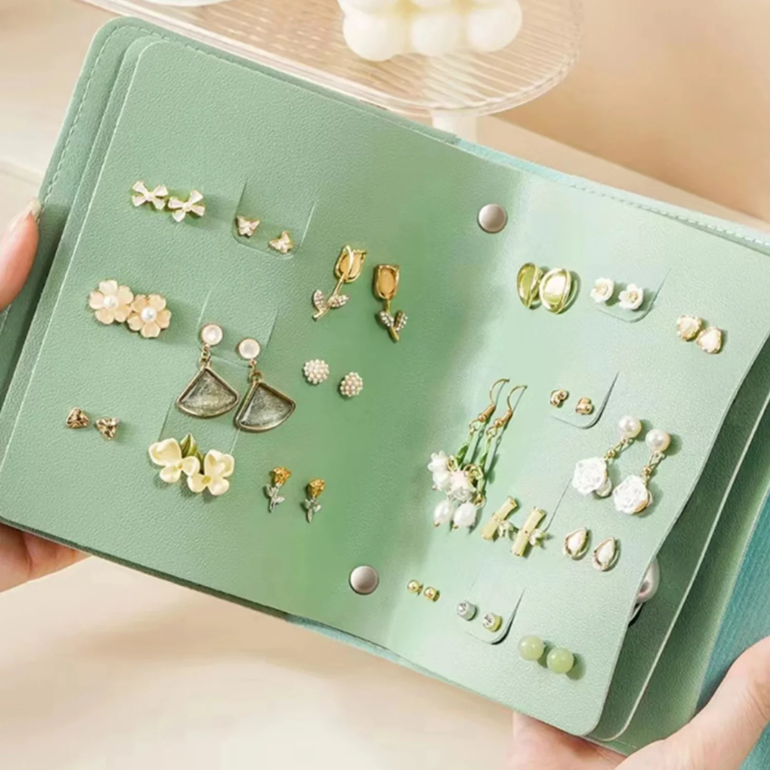 1pc PU Leather Ear Stud  , Multi-layer Jewelry Finishing  Organizer, Book Type    Earrings Rings