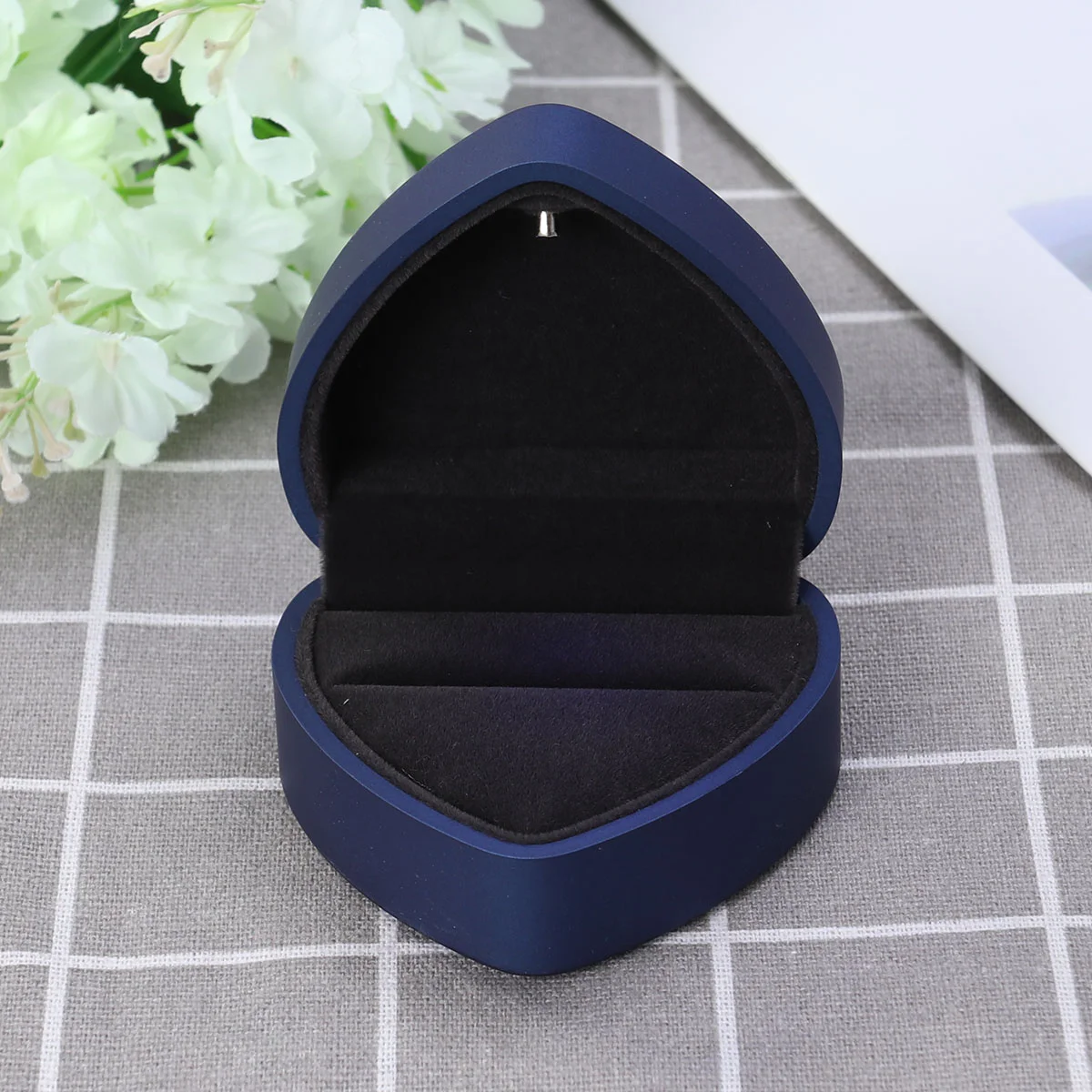 LED Lighted Heart Shape Storage Proposal Ring Box for Wedding Anniversay Valentines Day (Blue) Led Ring Box