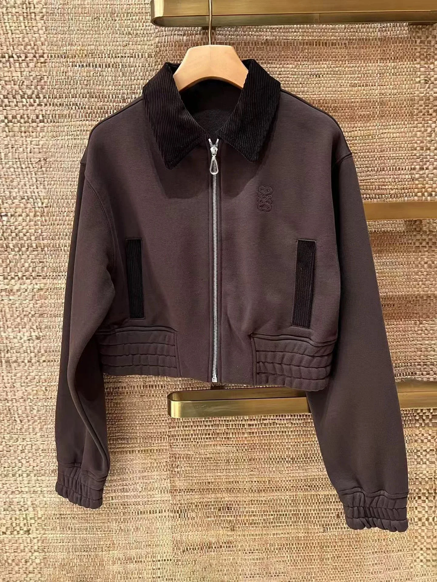 

Faionable Long Zipper Jaet And High Waist orts Two Piece Set Autumn 2025 Women's Casual Wear Polyester Fiber Warmth