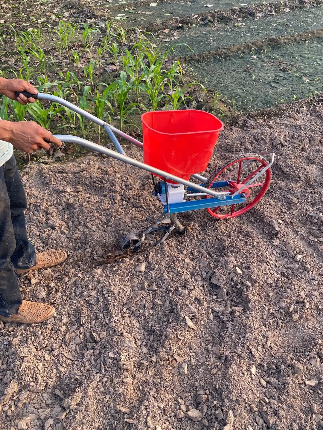 جديد اليد دفع نوع الذرة القمح الدخن فول الصويا الفول السوداني الأسمدة الطبية #2