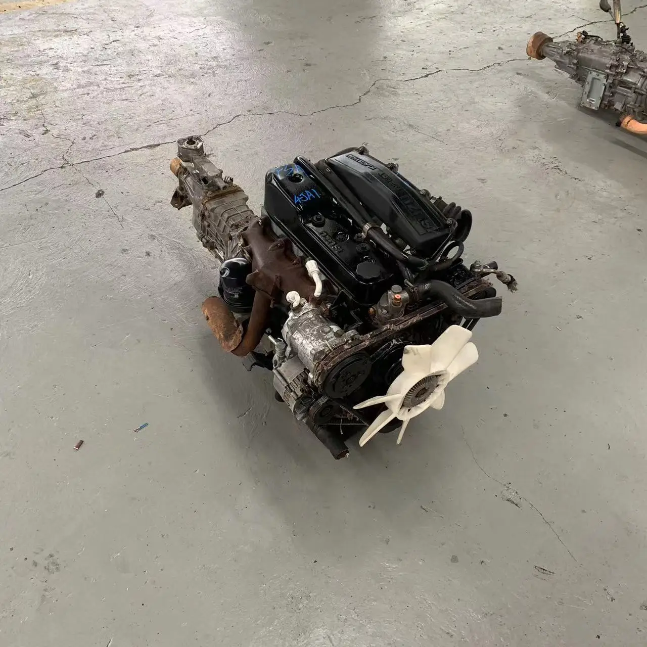 Wholesale Used 4 Cylinder Engine 4JA1 4JG2 4JB1 for Pickup Trucks