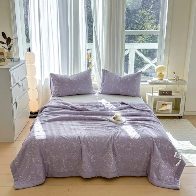 

2025 new home use cloud knitted cotton quilt summer quilt solid color printing air conditioner quilt small fresh style