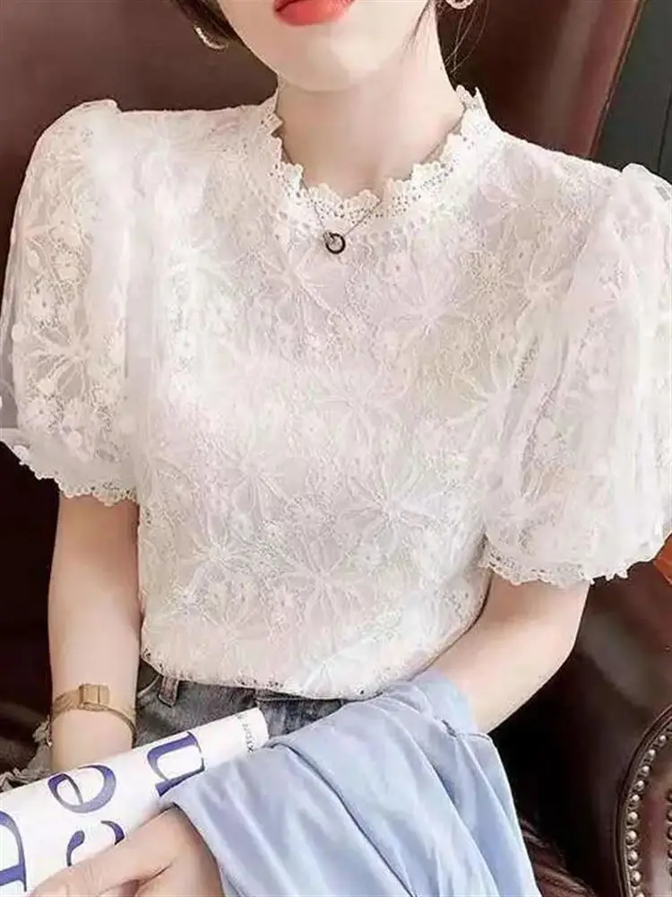 

Ретро-топ с кружевными вставками и короткими рукавами для женщин: модный, универсальный дизайн с эффектом пэчворк, летняя новинка, рукава-фонарики, круглый вырез.