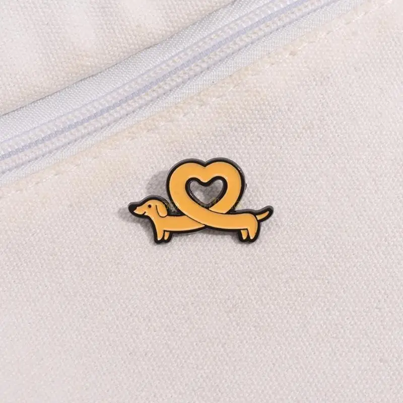 31BF broche à revers en émail en forme cœur épingles en émail pour chien dessin animé, Badges à revers pour sacs à