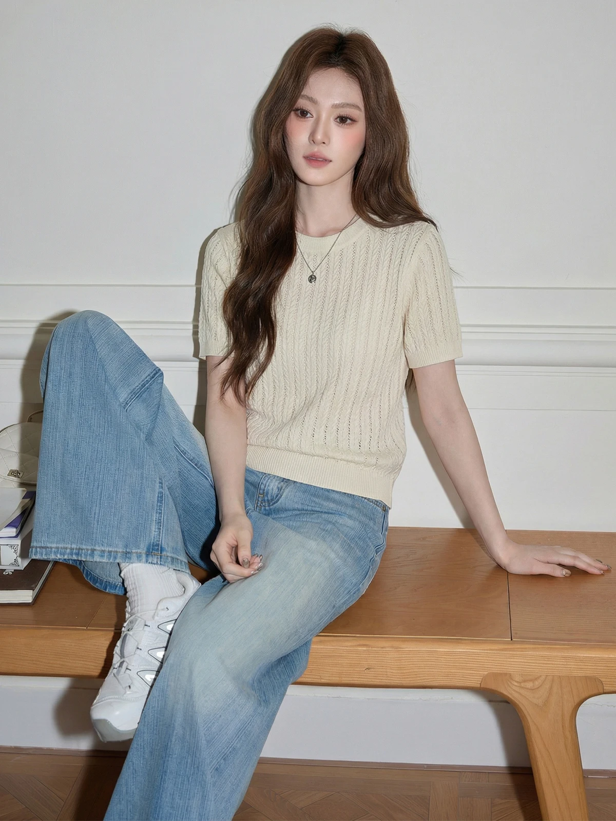 

Mening Korean Sle ort Sve Knitted Hollow out round Ne Base irt Women's Summer Design Sense ort Top Base irt