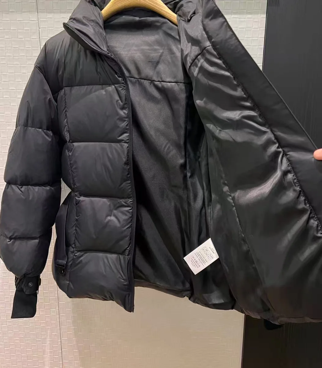 Inverno novo elegante e elegante à prova de vento e impermeável com capuz gola alta jaqueta para mulher