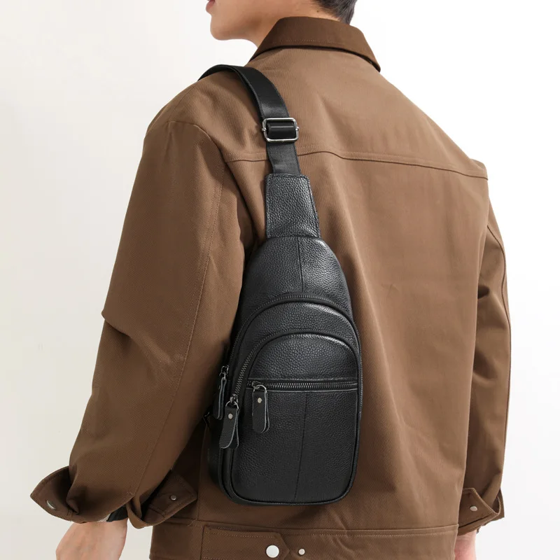 Men's genuine leather single-shoulder bag, lightweight backpack, multi-functional commuting chest bag
