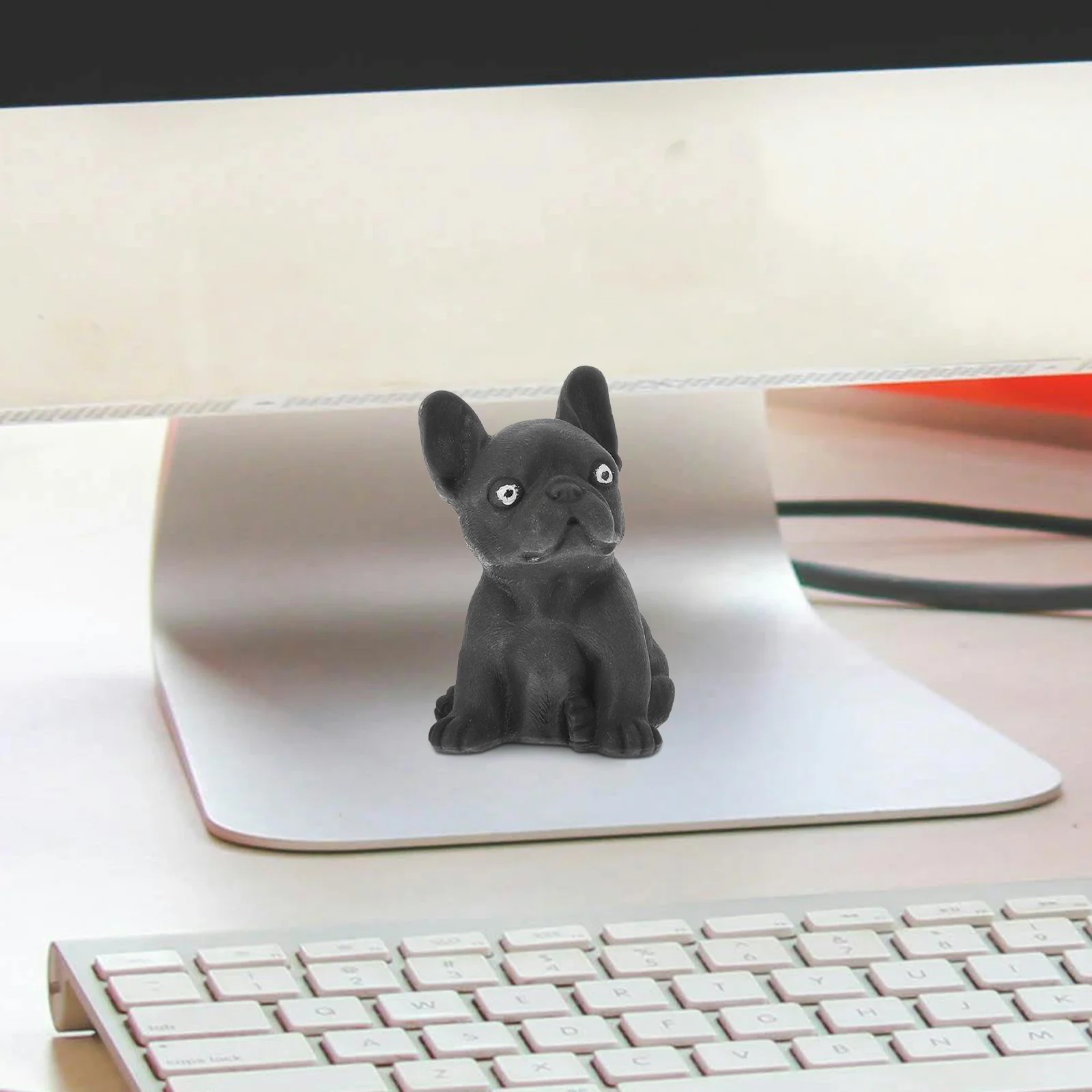 

Dog Small Ornament Resin Bulldog Sculpture Desktop Garden Decor Lifelike Dog Statue Animal Craft Decoration Desktop Decor