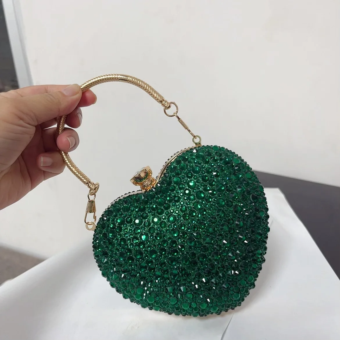 2024 New Heart Luxury Evening Dinner Clutch Bag Water Droplet Diamond Wedding Party Handbag Love Chain Underarm Crossbody Bag