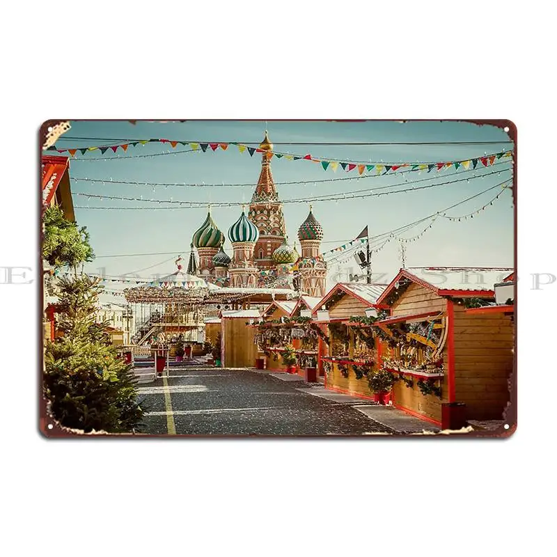 Red Square In Moscow During Christmas Russia Metal Sign Decoration Plaques Wall Decor Iron Garage Tin Sign Poster