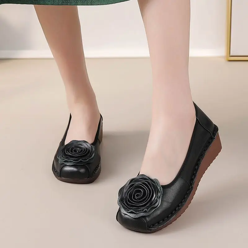New Spring luxury cowhide leather shoes woman handmade flower flats retro wedged loafers ladies chic soft red dressy moccasins