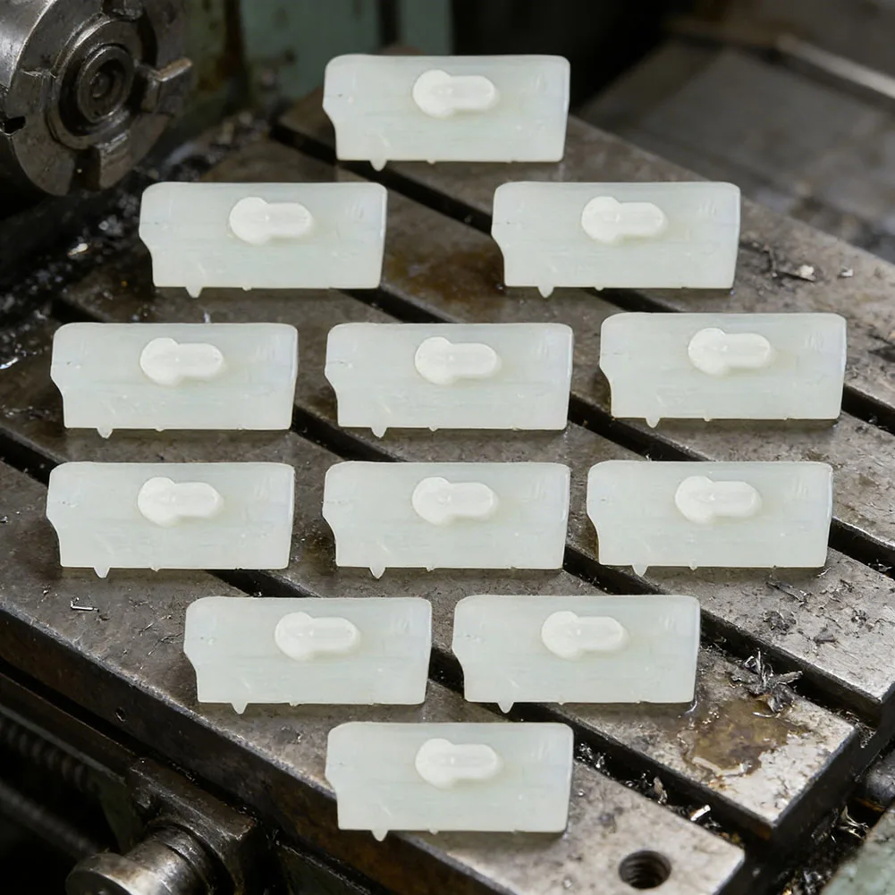 Replacement Anti Chip Cover Block for Chainsaw Guide Bumper Strip MS260 MS270 MS280 MS290 MS310 MS390 MS440 MS460