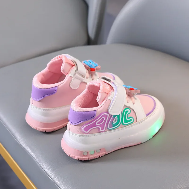 Light Up Sports Shoes for Young Children Fashion Leather Luminous Kids Sneakers Baby Toddler Shoes New Girls Boys Board Footwear view 6