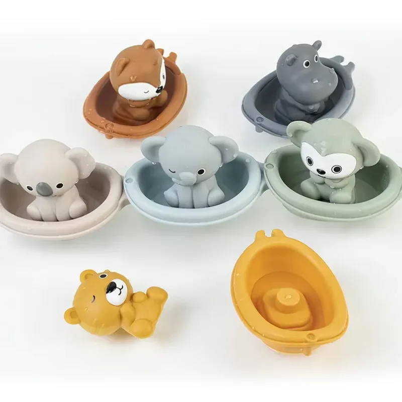 Stackable Floating Boat Toy for Children's Bathroom, Suitable for Infants and Toddlers to Play in the Bath, Animal Finger Toy