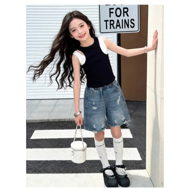 Kids Ripped Jeans Wholesale Summer Girls Chic Shorts Versatile Big Casual Five Points Mid-Length Pants