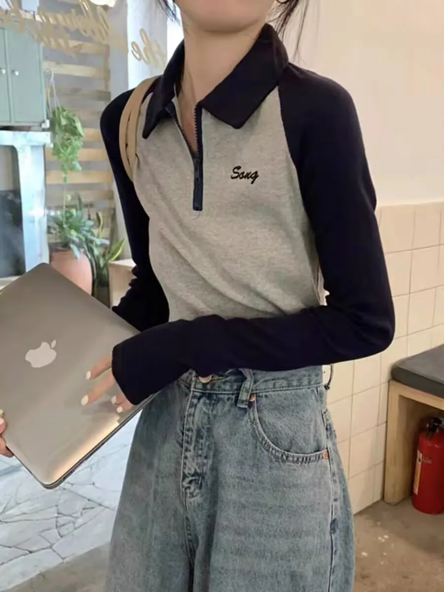 Damska koszulka polo z golfem na jesień 2025, styl koreański, dopasowany krój, długi rękaw, kontrastowe kolory, casualowy top do modnej odzieży wewnętrznej, styl preppy.