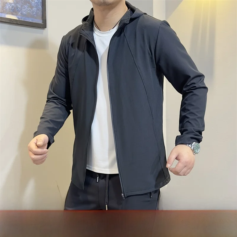 

Outdoor Men's 3D Tailored Fit Qui Dry Breathable Slimming Hooded Jaet Coat Stand Edition Youth Trend Daily Wear Spring...