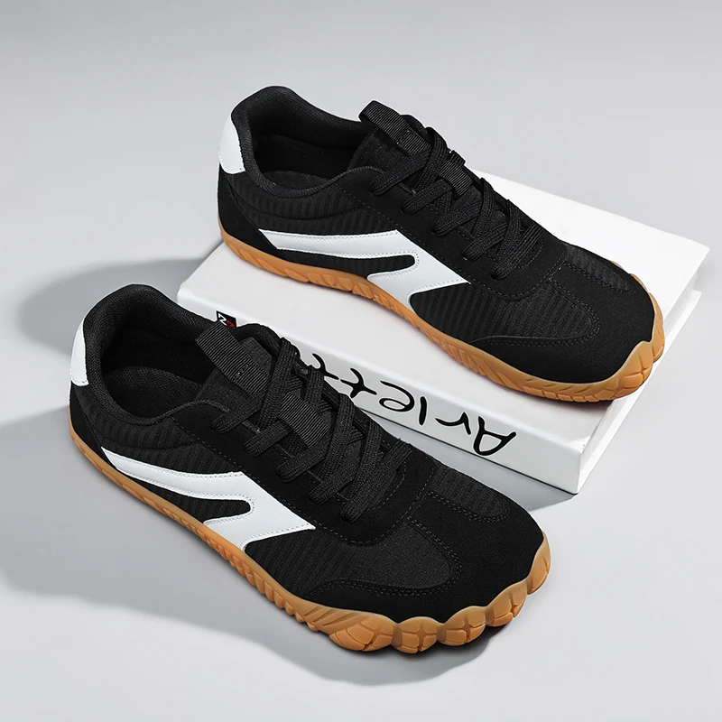 Unisex Wide Toe Shoes Men Women Soft Sole Walking Sneakers Comfortable Lightweight Non‑Slip Breathable Daily Casual Footwear