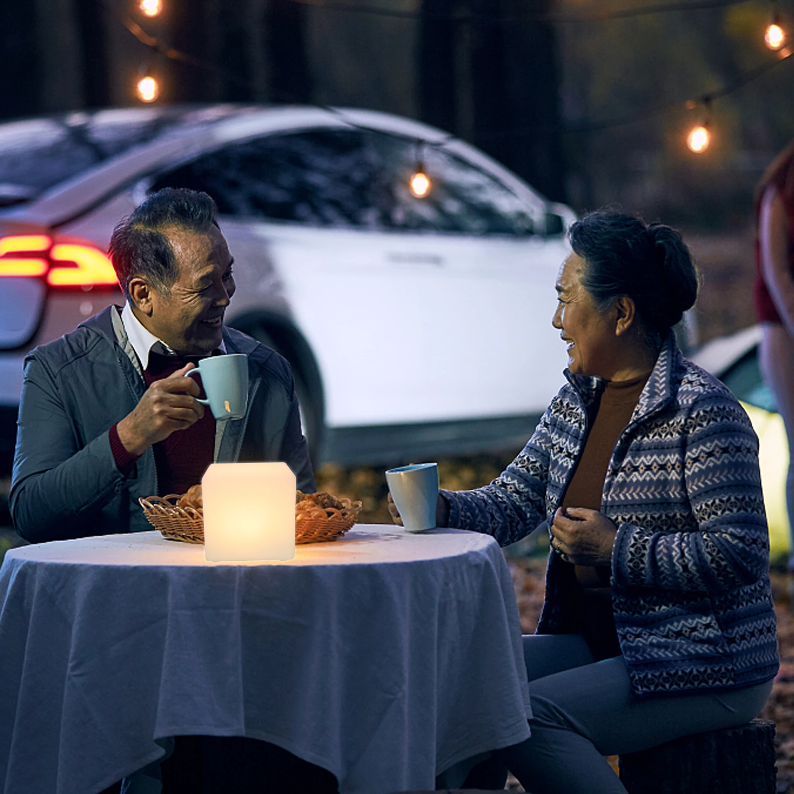 

Waterproof LED Cube Light Color Changing Pe Durable Remote Control Garden Patio Pool Indoor Outdoor Lighting Cube Light Outdoor