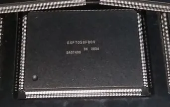Free shipping   64F7058F80V HD64F7058F80V QFP256 IC     Spot  10PCS