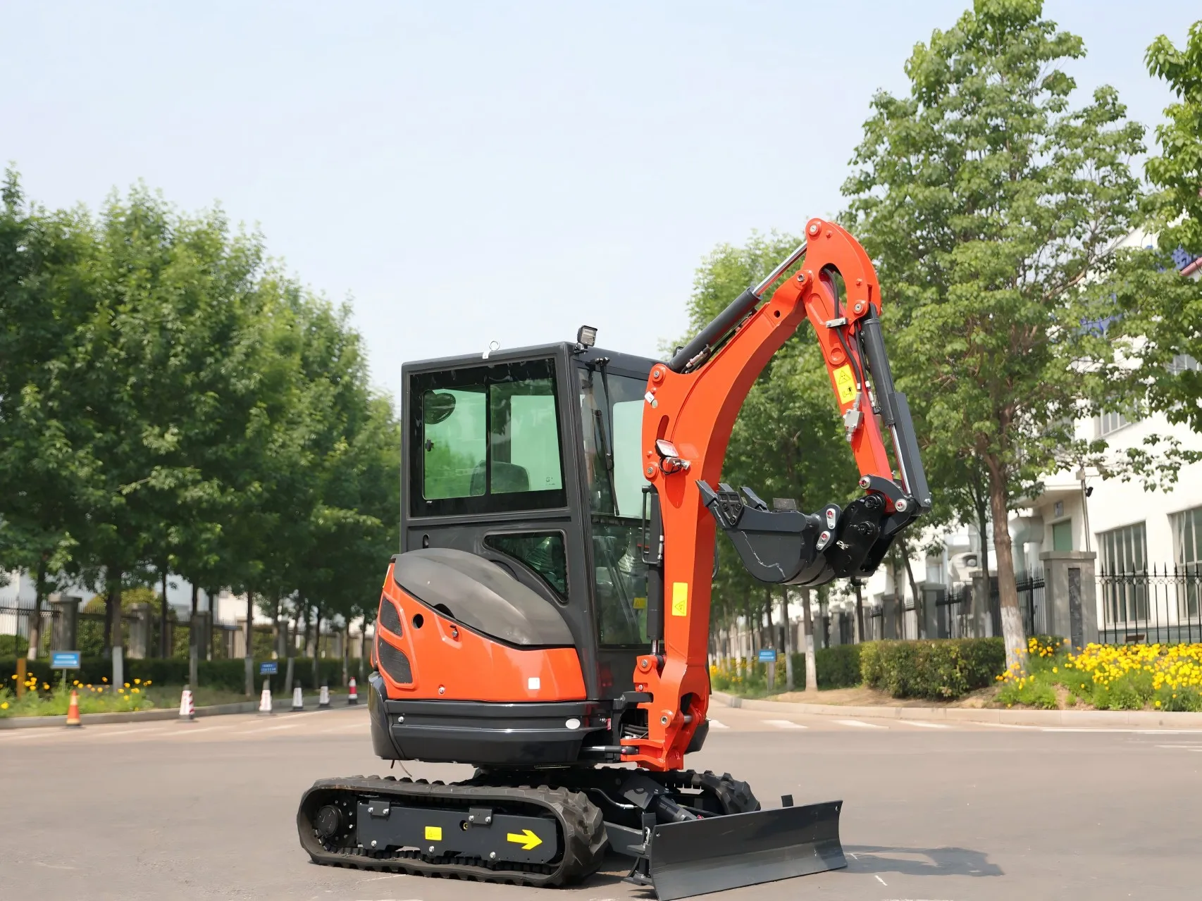 Mini Excavadora de 2 Toneladas/2.5 Toneladas, Envío Gratuito, CE, Mini Bagger, Mini Excavadora con Motor Kubota, Excavadoras Agrícolas Personalizadas, Excavadoras de Jardín
