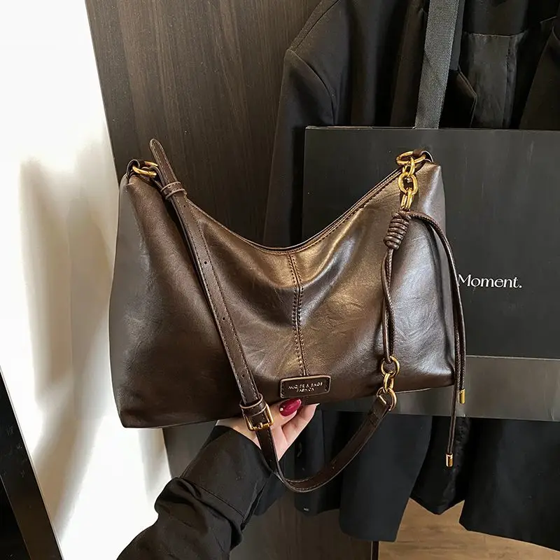 

Faionable Large Capaci Simple Tote Bag 2025 New Sle Briti Sle Women's Crossbody Bag for Commuting And Casual Use