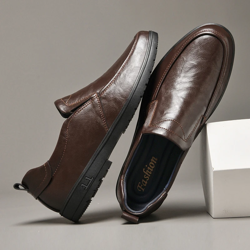 

Men's flat bottomed leather shoes Four season comfortable style Work or Business Outdoor adult walking street shoes Lightweight