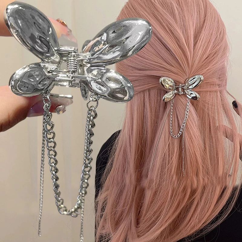 Y2k Metal Mini Butterfly Hair Claws for Women Ladies Black Silver Small Hair Clips with Tassel Chains Hairpins Hair Accessories