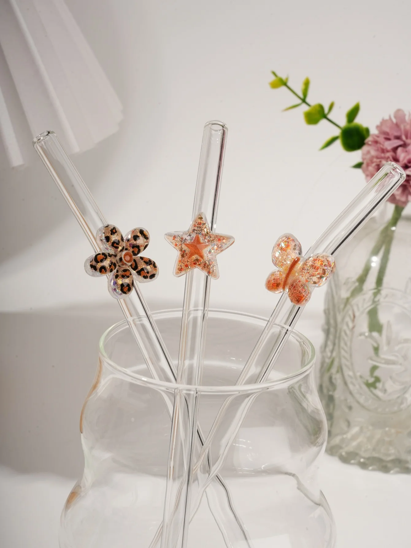 1/2/3PCS Hip-Hop Fav: Cartoon Glass Straw，Reusable for Smoothies, Parties, Beach. Gift for Christmas, Birthday.