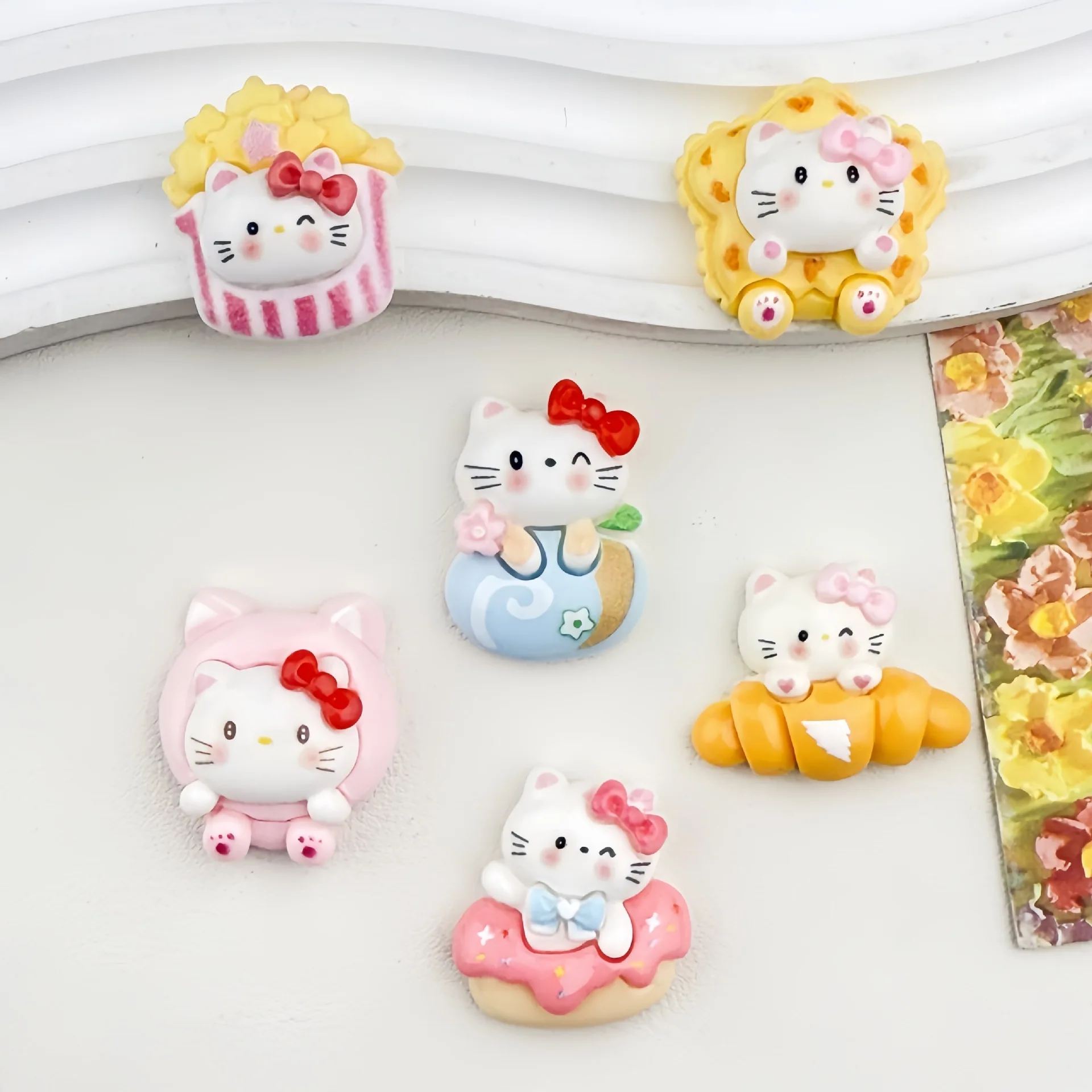 Sanrio Cartoon Simulation Kitten Dessert Food Play DIY Resin Accessories Handmade Hairpin Cup Sticker String Pendant Material