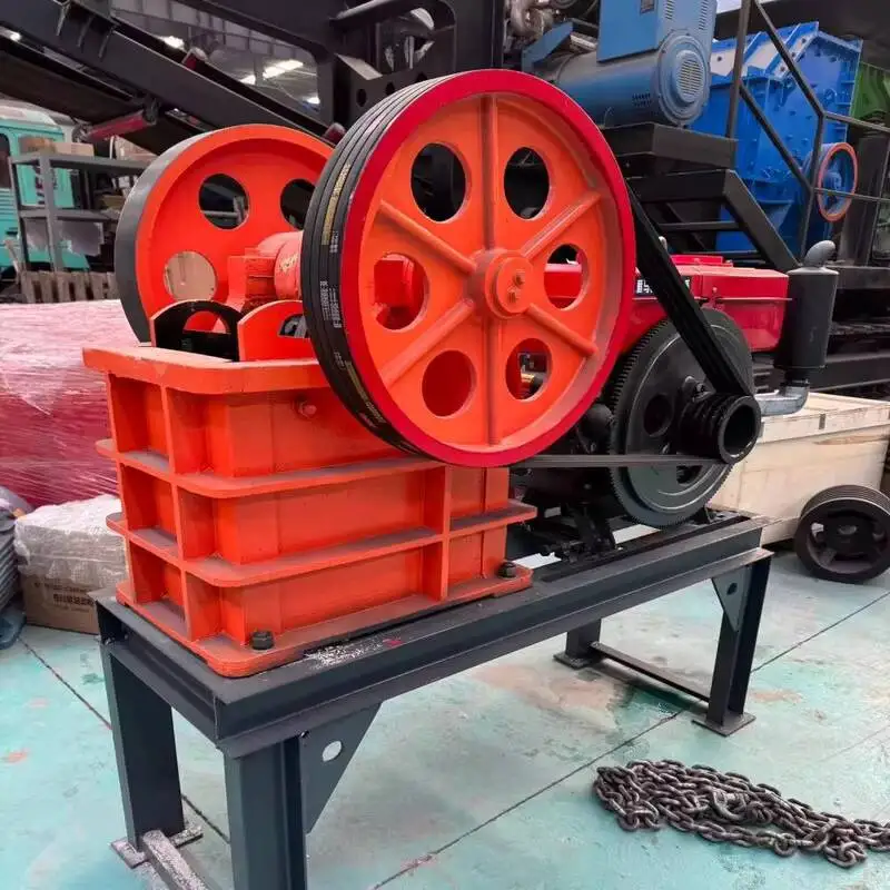 New High-performance New-generation Quarry Crushing Equipment Mobile Jaw Crusher For Easy Relocation