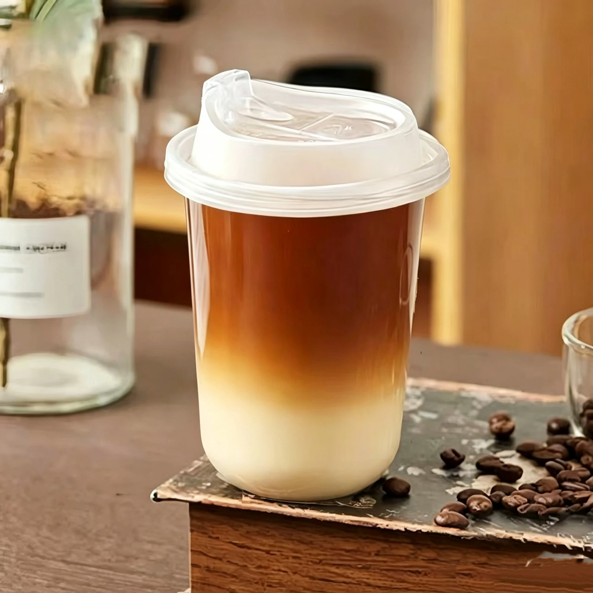 500ml clear coffee cup with lid, U-shaped disposable drink cup, suitable for hot drinks, milk tea, and takeout beverages