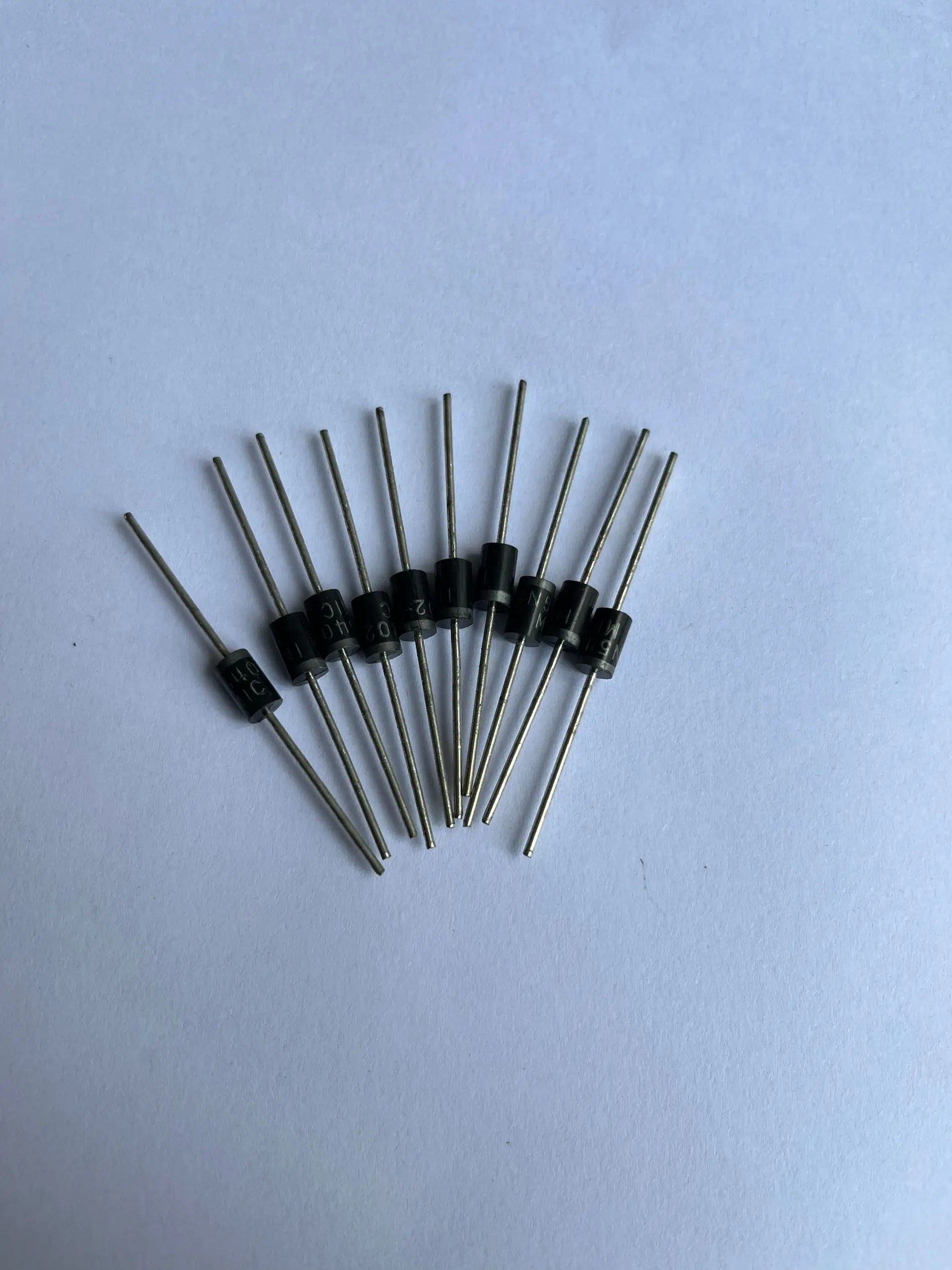 10PCS/LOT 1N5400 1N5401 1N5402 1N5404 1N5406 1N5408 High Quality Rectifier Diode DO-27 New original IN5402 IN5404 IN5406 IN5408