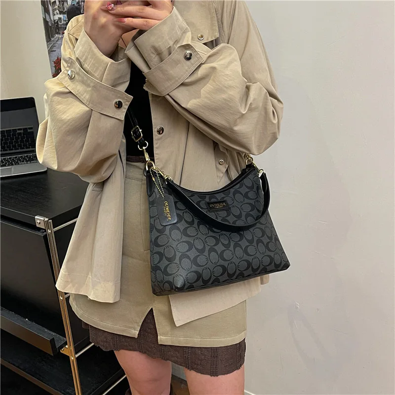 

2025 Новая минималистичная женская сумка через плечо, большая вместительная сумка с верхней ручкой, универсальная сумка через плечо для ежедневного использования