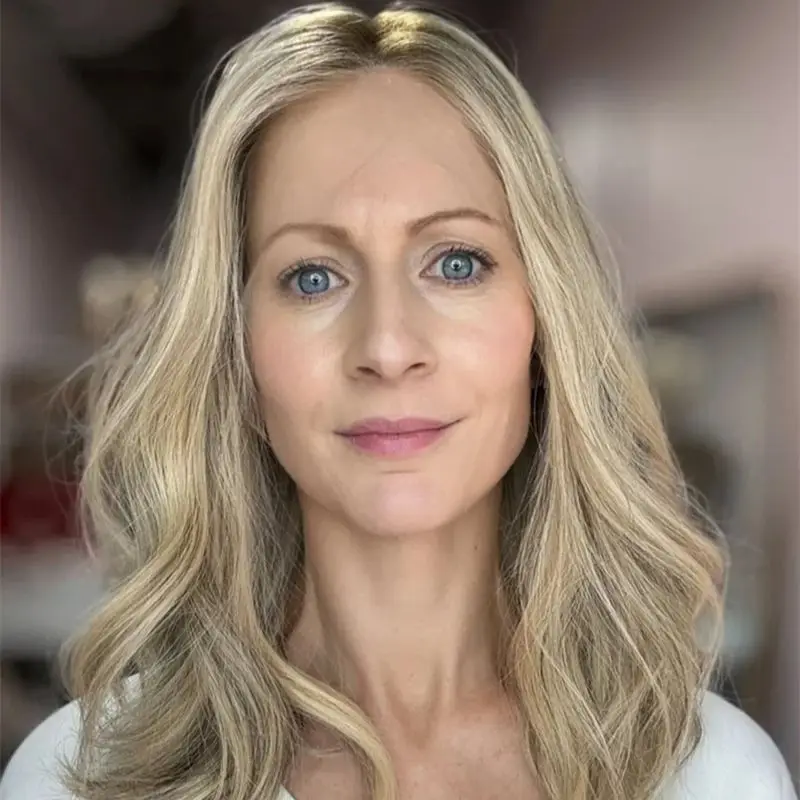 

Высокое качество Короткая волна Боб Ombre Блондинка Синтетический HD Парик Фронта Шнурка Реалистичный Парик Волос Для Женщин Повседневная Вечеринка Косплей Использование