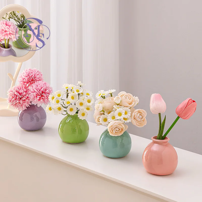 ins cream wind ceramic small vase desktop entrance entrance living room decoration high-end dried flower fake flower ornament