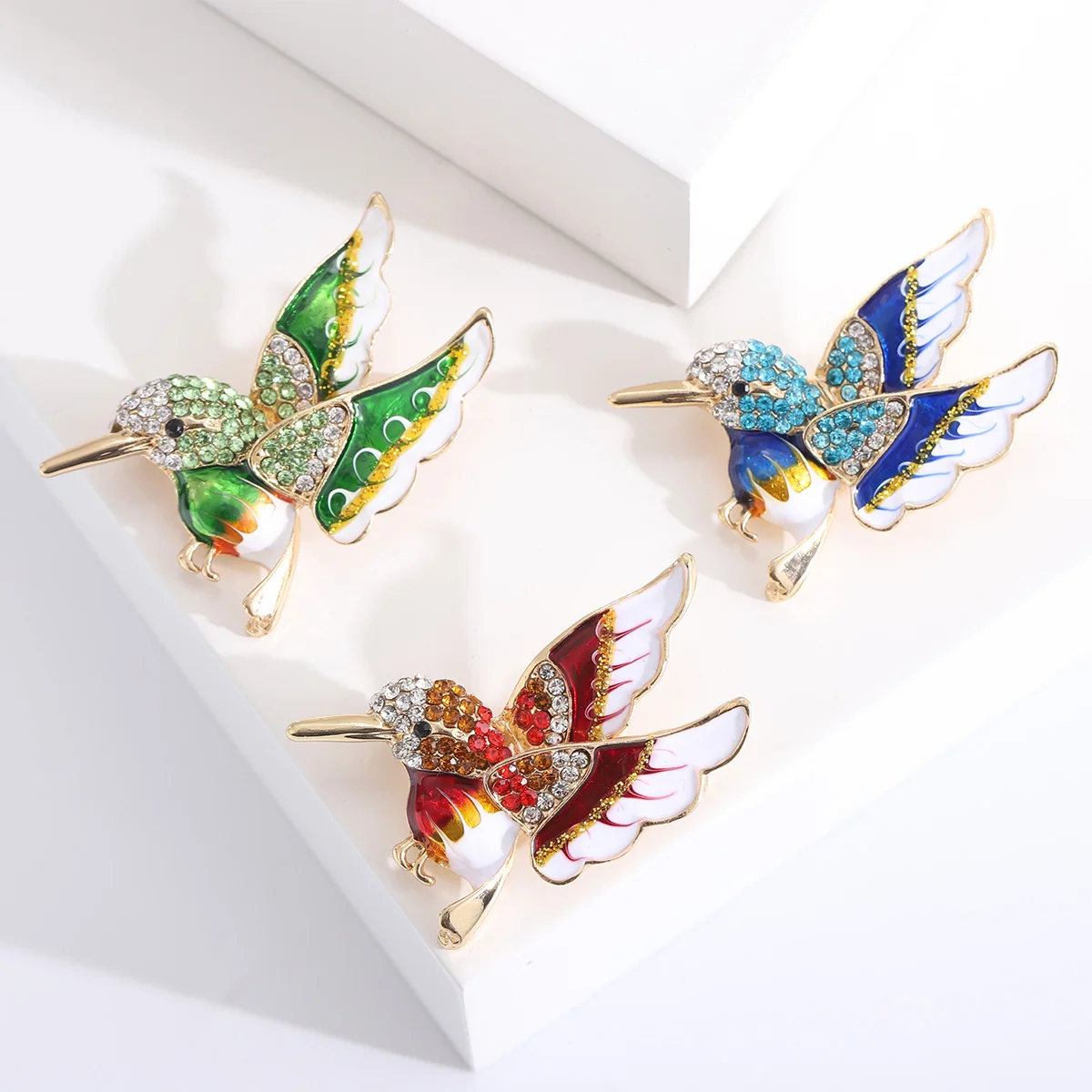 Enamel Bird Brooch for Women Unisex Rhinestone Swallow Pin Sparrow Badge Banquet Party Bag Gifts Jewelry Accessories