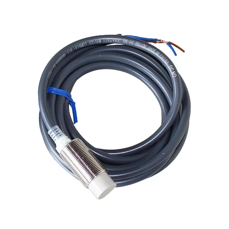 

Proximity switch E2E-X3D1-N