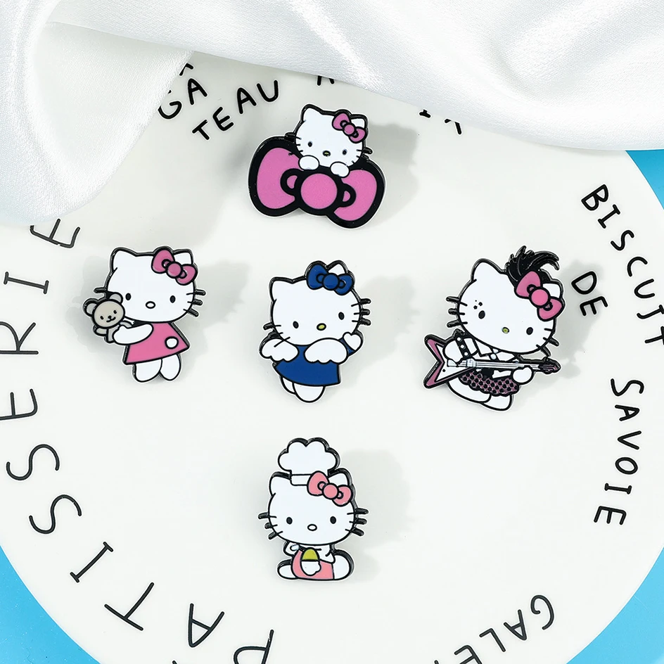 Sanrio 헬로 키티 옷깃 핀 배낭 브로치 에나멜 핀 애니메이션 선물 Kawaii Hellokitty Y2K 패션 쥬얼리 액세서리