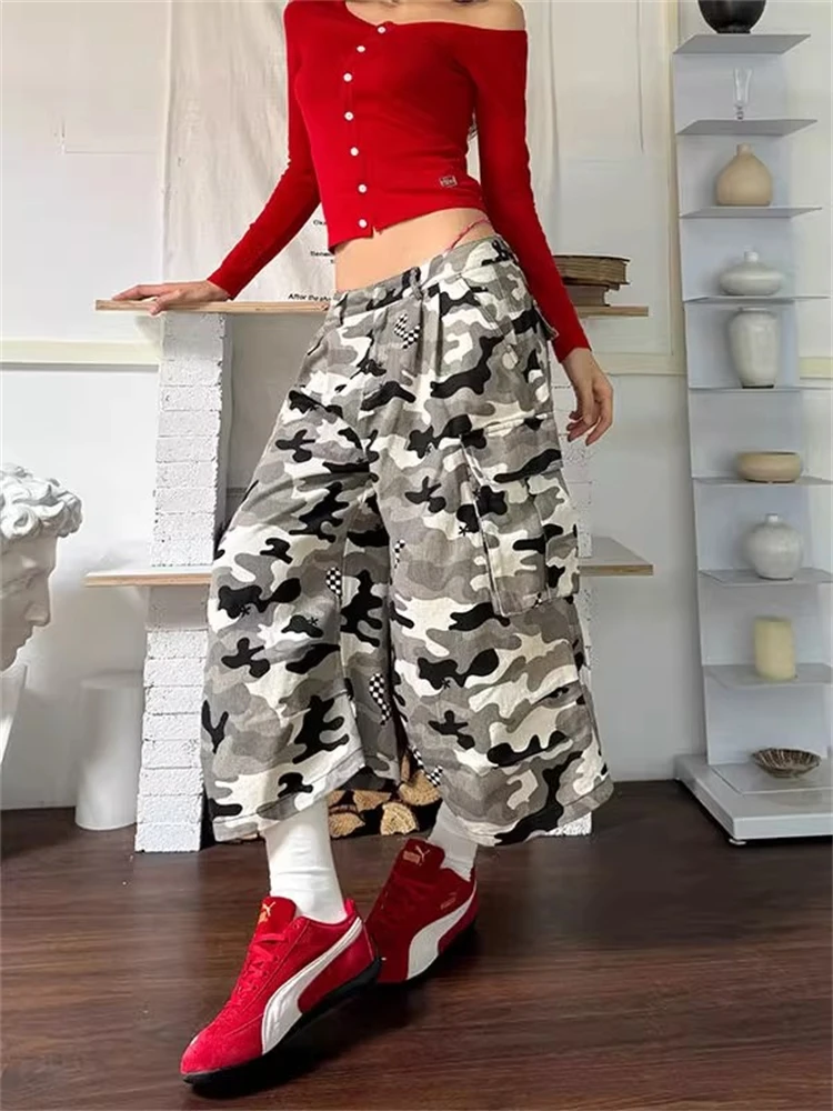 

Women's Large Pocket Unisex Style Camouflage Cropped Pants High Waist Girl Capris Pants Female Calf-length Wide Leg Trousers