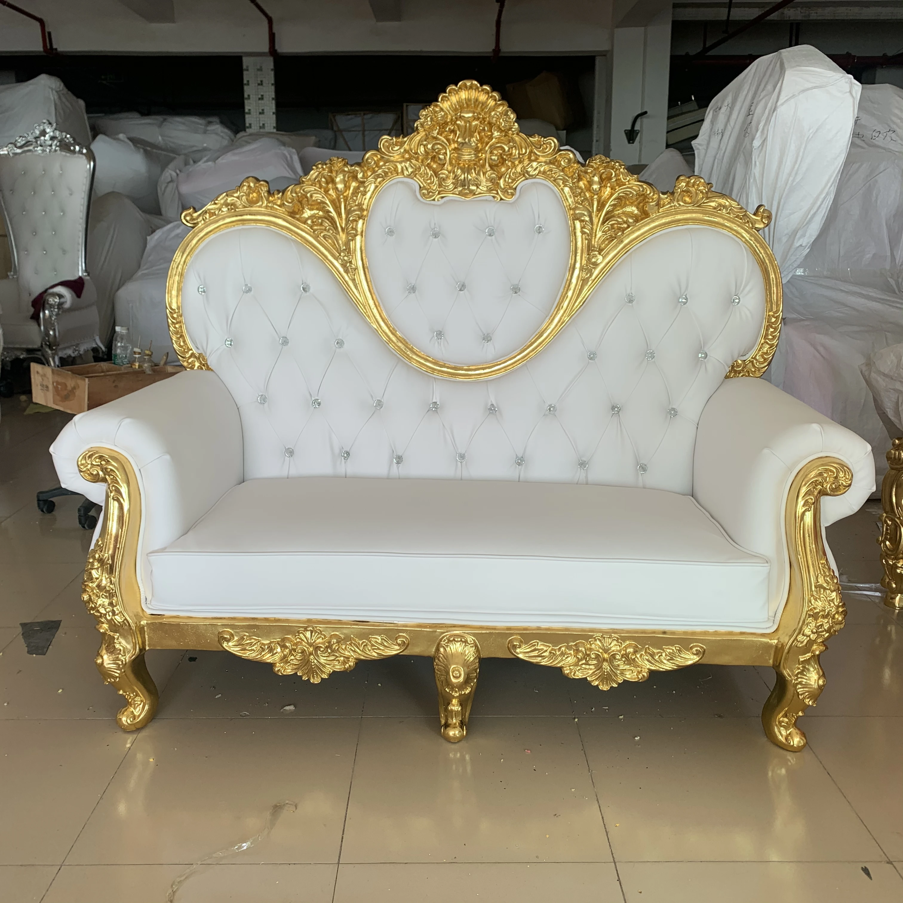 

Custom Kids Throne Chairs Party Children, White and Gold Wedding Event Party Hotel Furniture Small king Throne Chair for Kids