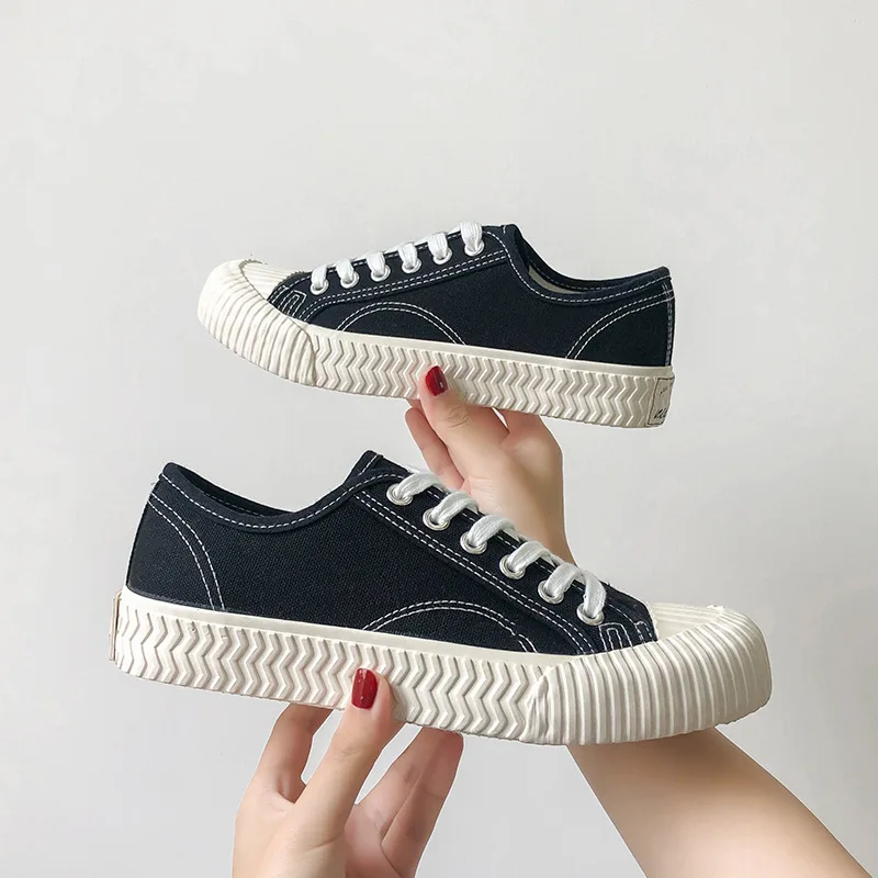 

Biscuits Shoes for Women and Men Outdoor Sneakers Female Candy Color Classic Canvas Shoes New Fashion Women Flats Casual Shoes