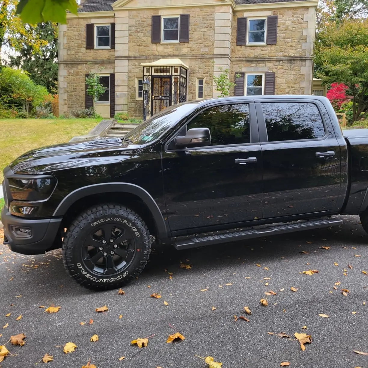 COMNOVA 6 Inches Running Boards& Steps Step Bars Compatible with 2019-2026 Chevy Silverado 1500, 2020-2026 Silverado/Sierra 2500