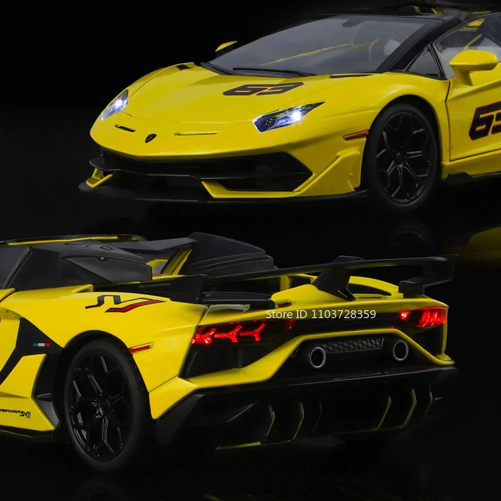 Aventador SVJ63 1:18 720S, modèles de jouets de supercar en métal moulé sous pression, voitures de sport, son et lumière, porte ouverte pour enfant, cadeau pour petit ami