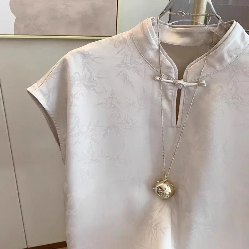 Été nouveau Jacquard doux Satin Blouse femmes Style chinois à manches courtes gilet chemise élégante grenouille bouton femmes hauts