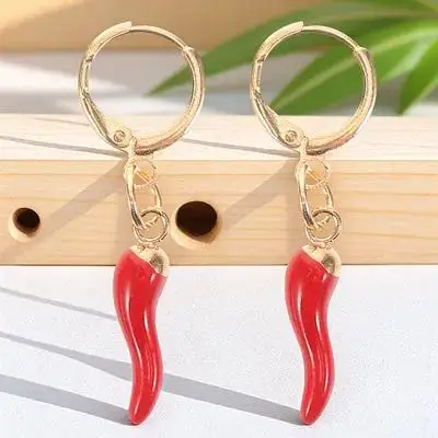 Chili Pepper Huggie Earrings Women Small Golden Plated Dangle Drop Hoop Earrings Playful Vegetable Jewelry Boho Statement Ear