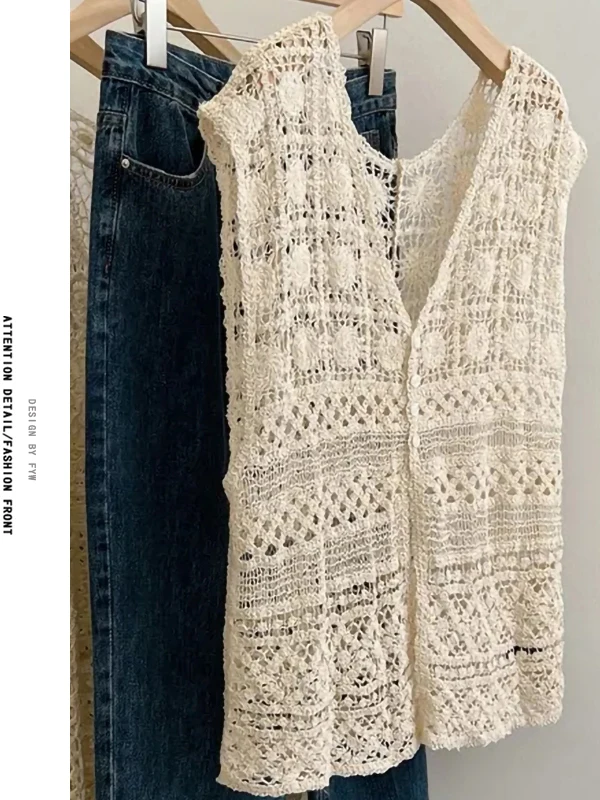 

Retro Layered Cotton Tead Vest Hollow out Lace V-Ne Women's Svel Top Artistic Versatile Outerwear Summer 2025
