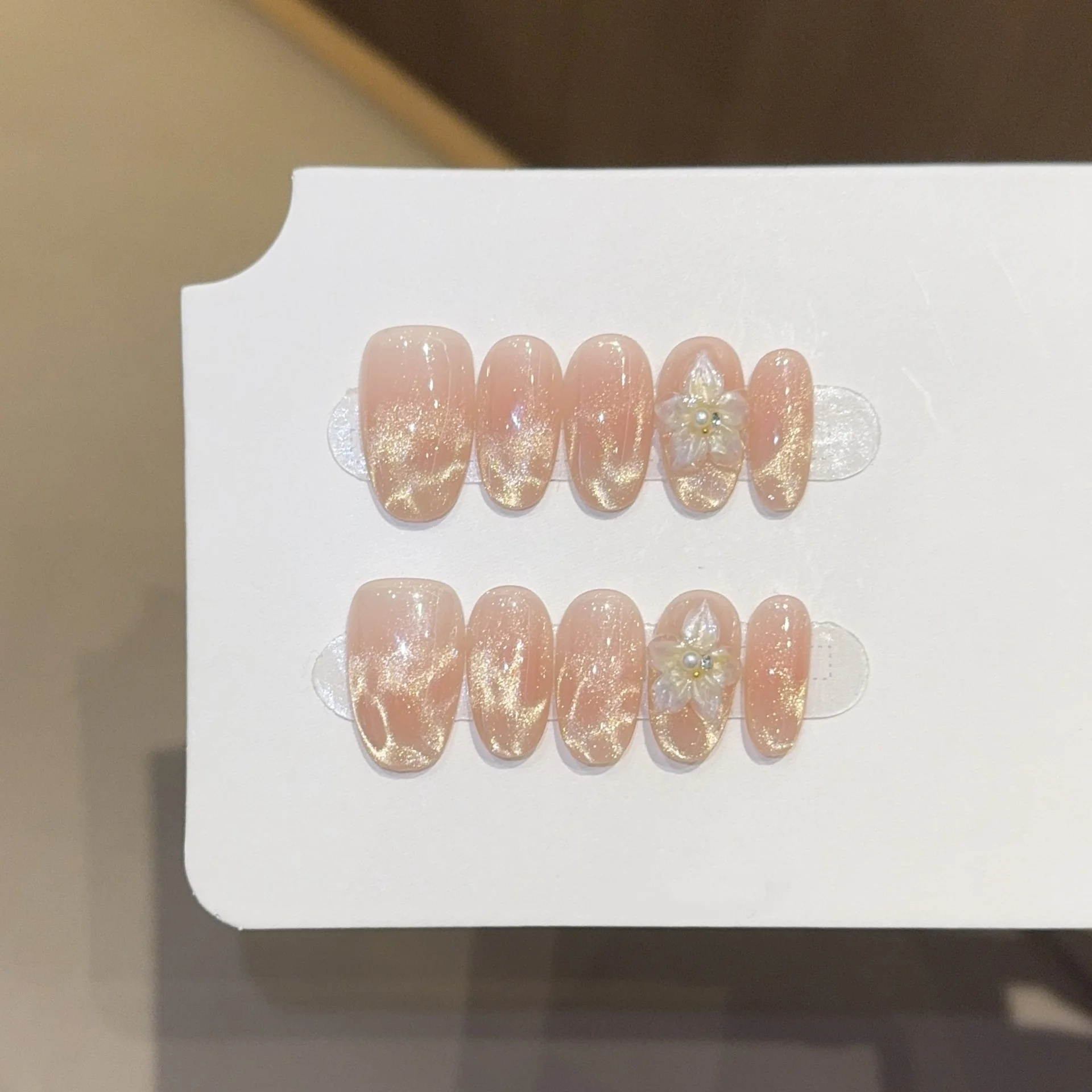 

10Pcs Gold Cat's Eye Handmade Press on Nails with 3D Flower Full Cover Fake Nails Tips Mid-length Round Head Reusable False Nail